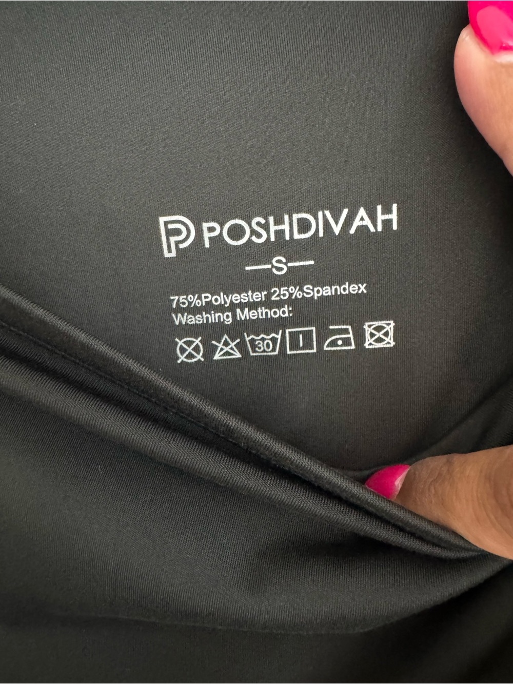 Poshdivah-High-Waist Black Maternity Shorts - Picture 5 of 5